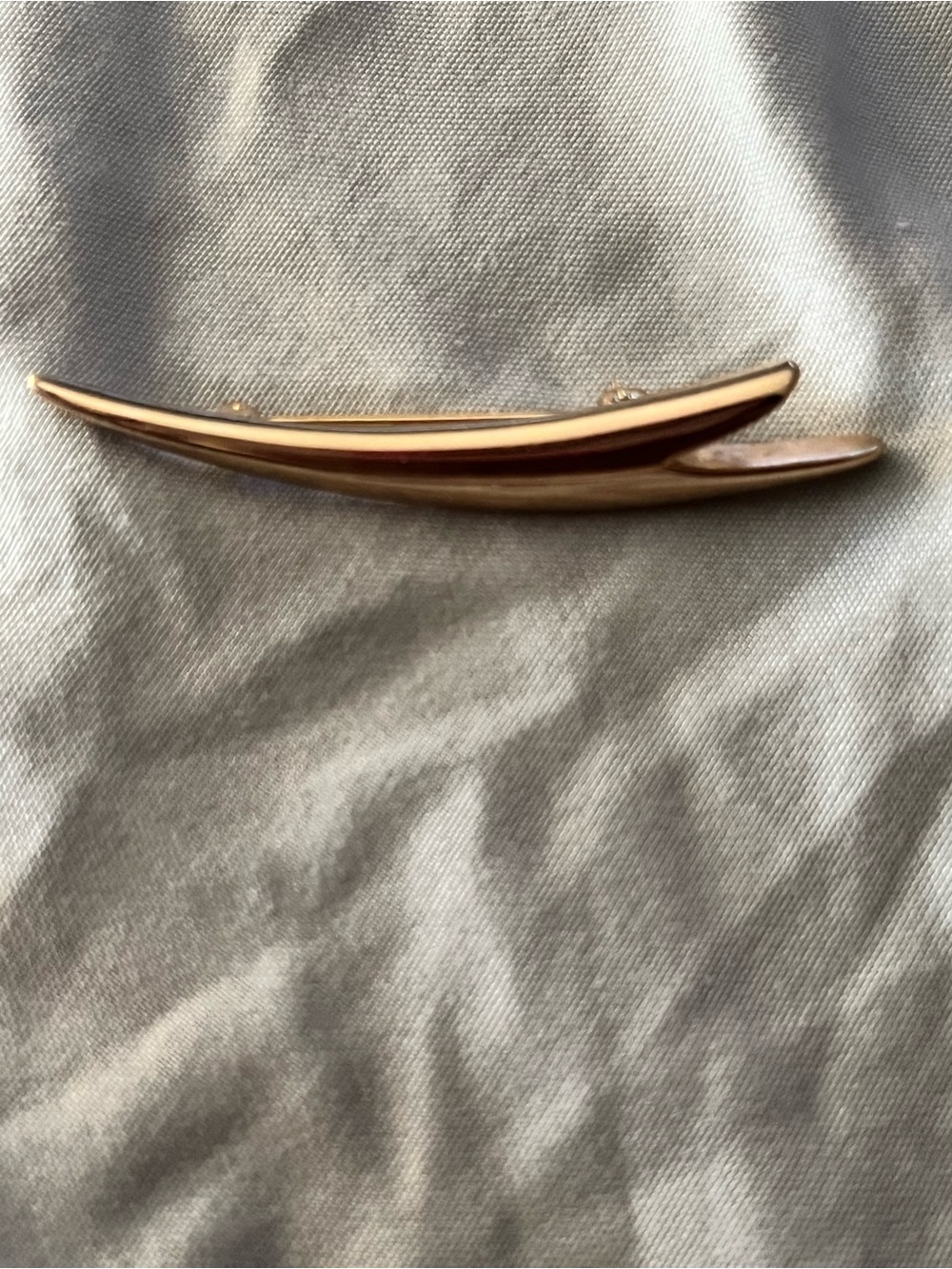 Monet gold brooch